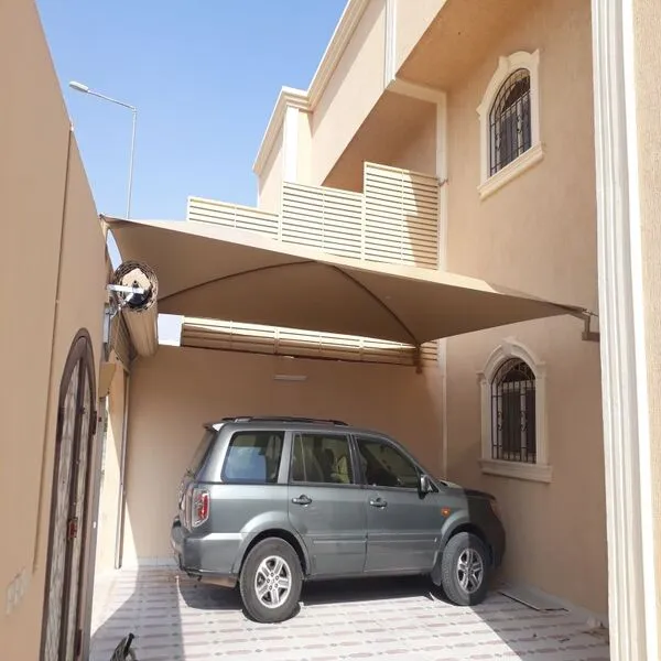 مظلات مواقف سيارات  تركيب في الخرج
