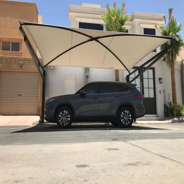 مظلات مواقف سيارات  تركيب في الخرج