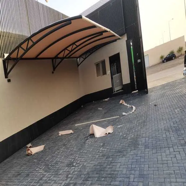 مضلة سيارة جدارية أفضل مظلات السيارات