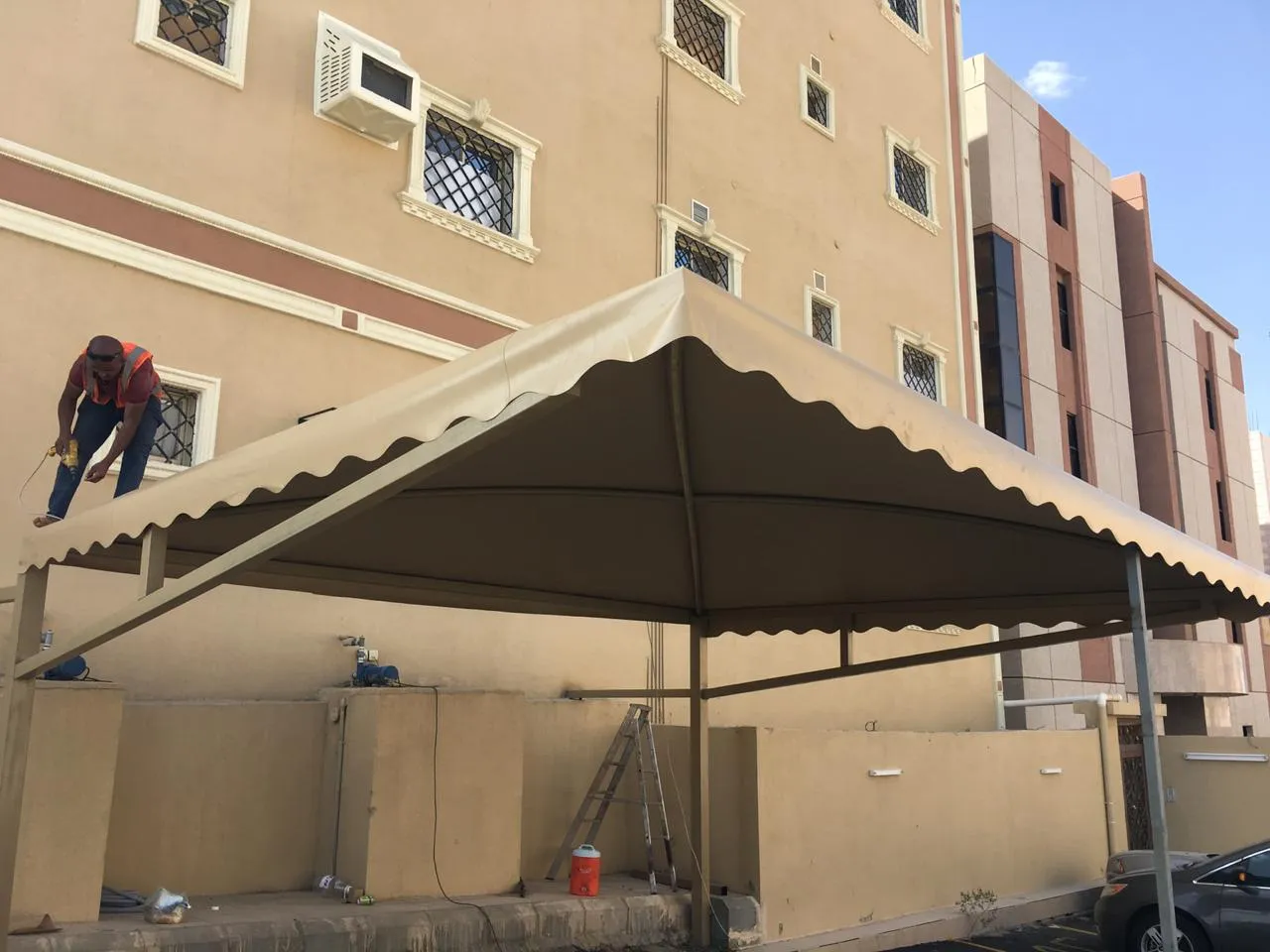 اسعار المظلات والسواتر بالمتر