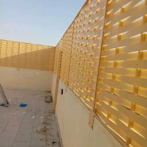 سواتر للسور جدارية تركيب ساتر على الجدار 