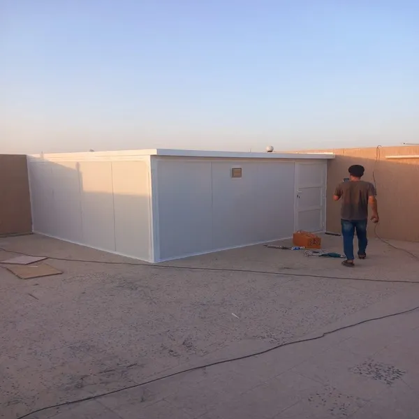 مستودعات (ساندوتش بنل)