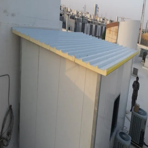 مستودعات (ساندوتش بنل)