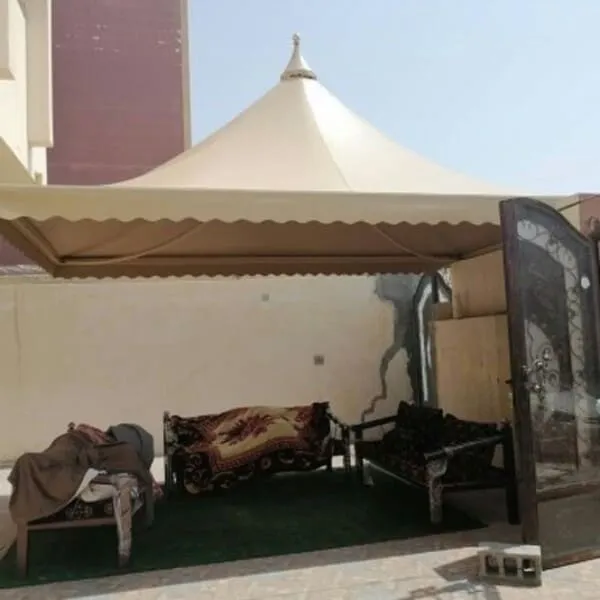 تركيب مظلات في حي الملز بالرياض