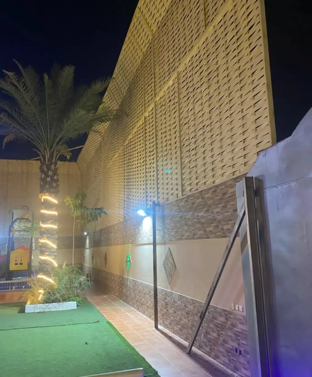  مظلات وسواتر حي القادسية الرياض