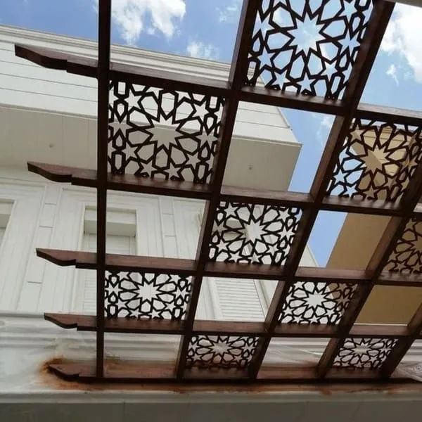 مظلات في حي الربيع