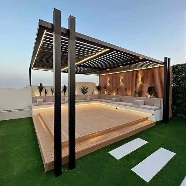 مظلات في حي الربيع