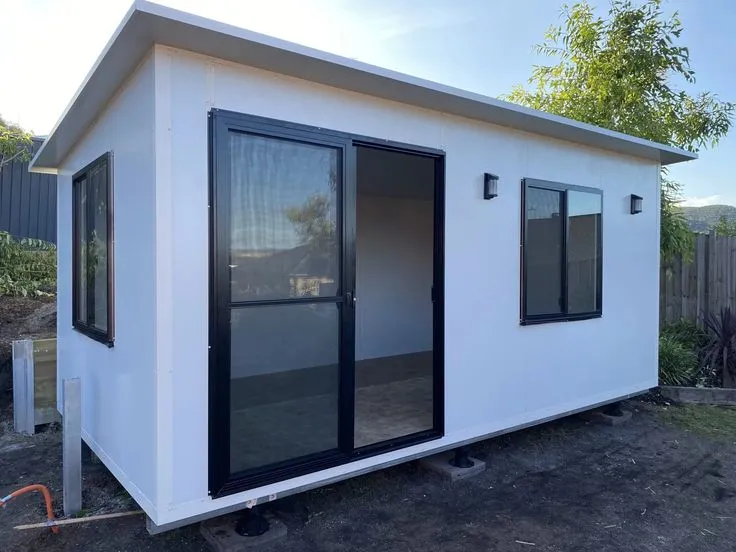 أماكن بيع ساندوتش بانل في الرياض