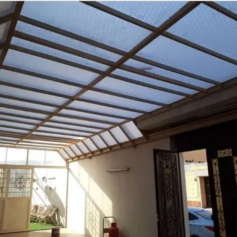 مظلات البوابات في المنازل والمباني التجارية في الرياض