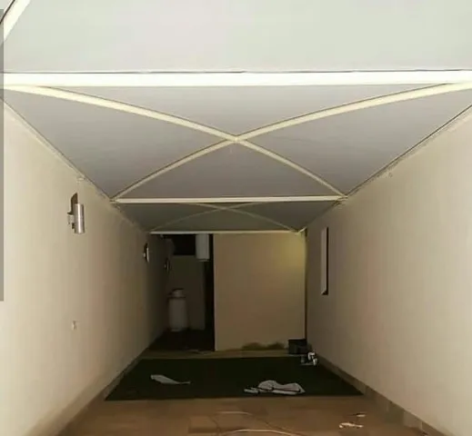 مظلات البوابات في المنازل والمباني التجارية في الرياض